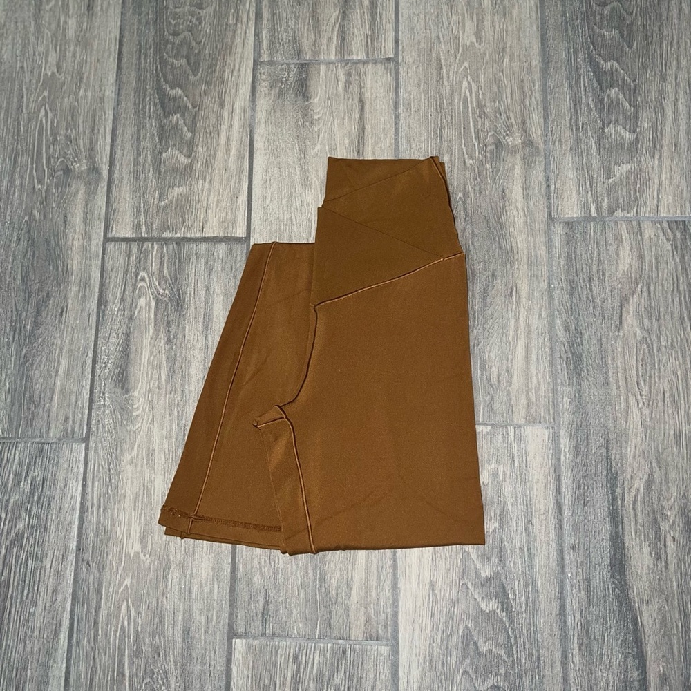 Offline by Aerie | Real me crossover flare leggings | Size medium | Color Brown